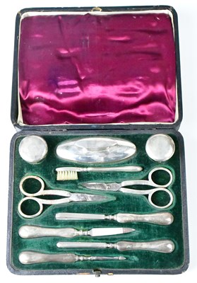 Lot 574 - WILLIAM COMYNS & SONS; a cased Edwardian...