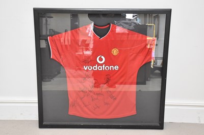 Lot 766 - MANCHESTER UNITED; a replica 2000-01 shirt,...