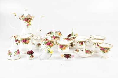 Lot 1547 - ROYAL ALBERT; a part tea service in the 'Old...