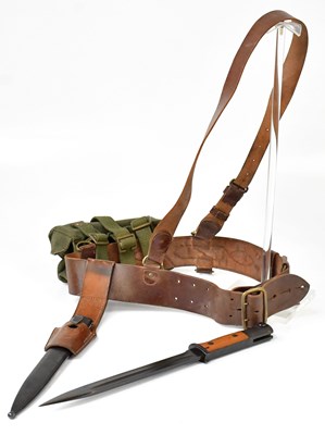 Lot 610 - E. PACK & SON; a bayonet, with 25cm blade...