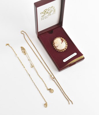 Lot 476 - A yellow metal box link bracelet, stamped '9K'...