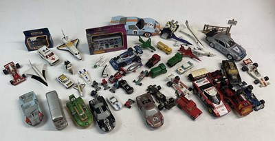 Lot 177 - A quantity of diecast model vehicles,...
