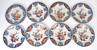 Lot 265 - Eight Chinese 18th century Export plates in...