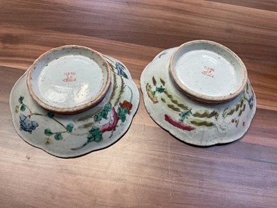 Lot 250 - A small collection of Chinese ware comprising...