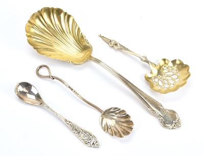 Lot 279 - An American sterling silver serving spoon,...