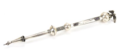 Lot 121 - A Russian amethyst set silver torah pointer,...