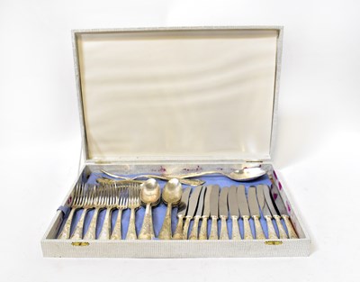 Lot 827 - A small quantity of various Italian silver...