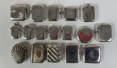 Lot 529 - A collection of fourteen hallmarked silver...