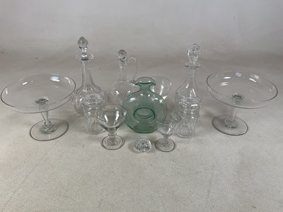 Lot 329 - A collection of glass ware, to include...