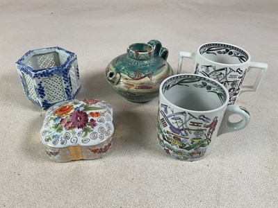 Lot 232 - A small amount of ceramics, comprising two...