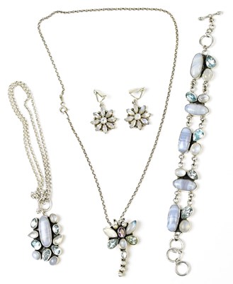 Lot 876 - A group of silver and gemstone jewellery,...