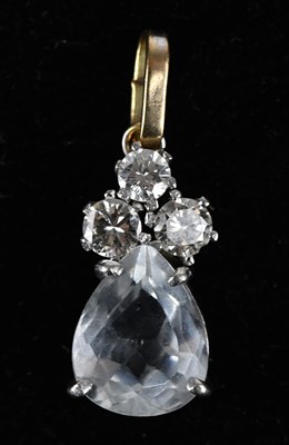 Lot 301 - A yellow and white metal diamond and...