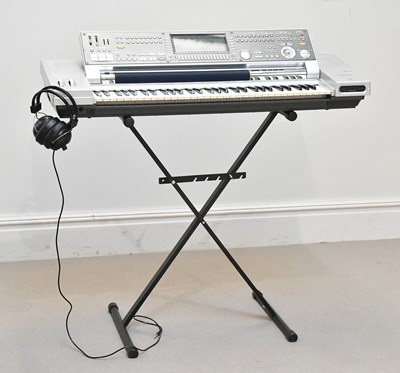 Lot 61 - TECHNICS; a SX-KN7000 electronic keyboard,...