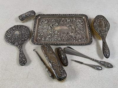 Lot 528 - COLEN HEWER CHESHIRE; an Edward VII hallmarked...