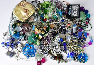 Lot 896 - A quantity of costume jewellery, to include...