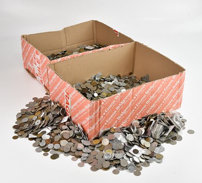 Lot 221 - A large collection of European coins, to...
