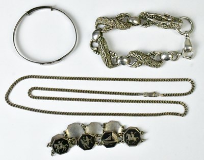Lot 872 - A group of silver jewellery, comprising a...