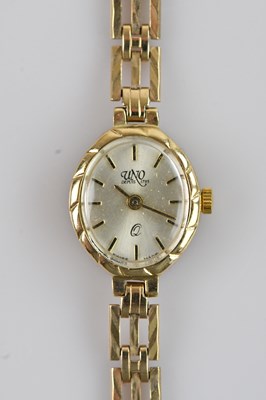 Lot 284 - UNO; a lady's 9ct gold cased wristwatch, the...