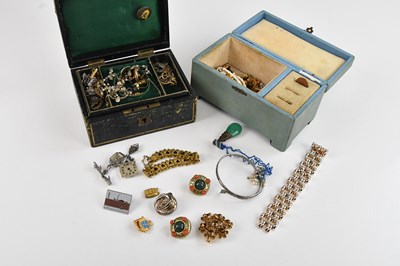 Lot 281 - A collection of costume jewellery including...