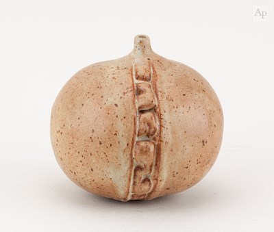Lot 450 - PETER WRIGHT (1919-2003); a globular stoneware...