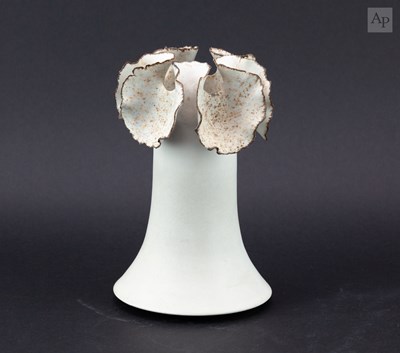 Lot 152 - DEIRDRE BURNETT (1939-2022); a porcelain...