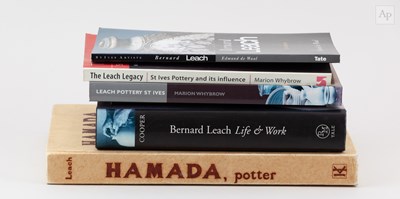 Lot 647 - A collection of books on or by Bernard Leach,...