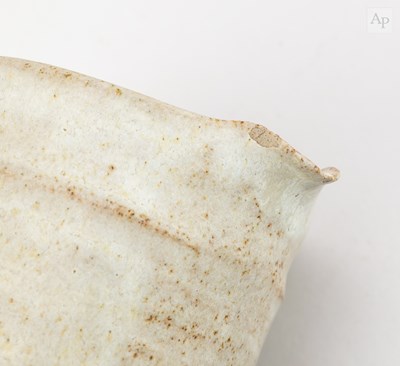 Lot 197 - EMMANUEL COOPER (1938-2012); a small stoneware...