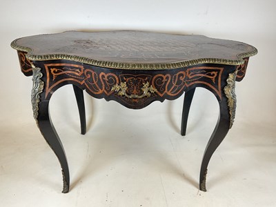 Lot 671 - A 19th century Continental serpentine inlaid...