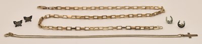 Lot 1560 - A small group of assorted 925 silver jewellery...