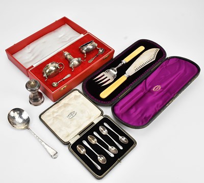 Lot 404 - EDWARD BARNARD & SONS; a hallmarked silver...