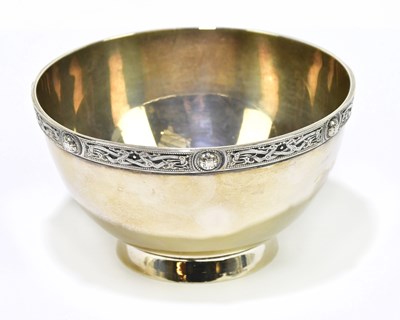 Lot 1084 - WAKELEY & WHEELER; a George VI hallmarked...