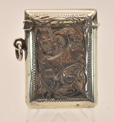 Lot 1184 - A George V hallmarked silver vesta case, with...