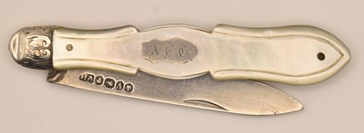 Lot 1196 - A Victorian hallmarked silver and mother of...