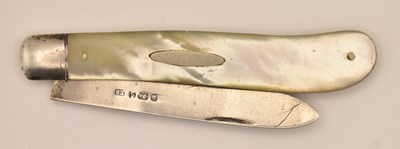 Lot 1199 - A Victorian hallmarked silver and mother of...