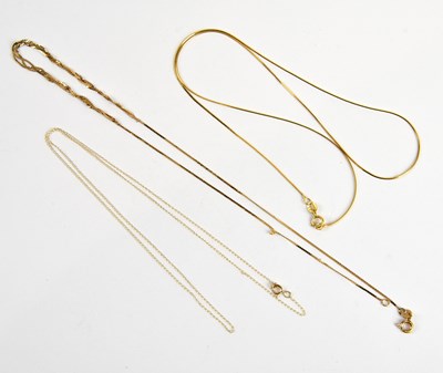 Lot 312 - Four 9ct fine link necklaces, combined approx...