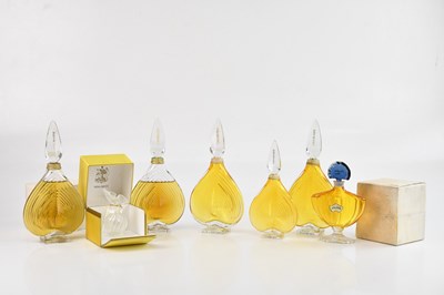 Lot 2201 - A collection of vintage perfume bottles...
