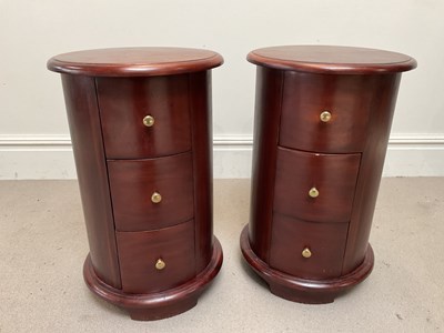 Lot 107 - A pair of modern Continental bedside cabinets,...
