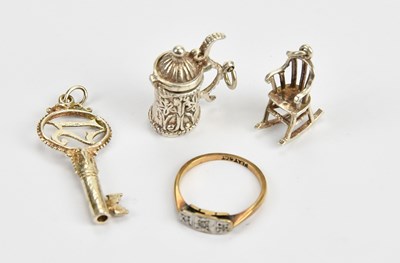 Lot 534 - A 9ct yellow gold and platinum illusion set...