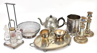 Lot 29 - A collection of assorted silver plate...