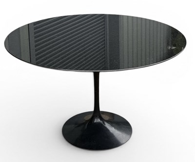Lot 31 - AFTER EERO SAARINEN; a Knoll style black...