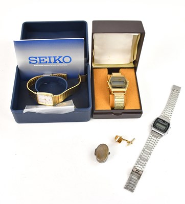 Lot 714 - A sterling silver pill box, Lorus wristwatch,...