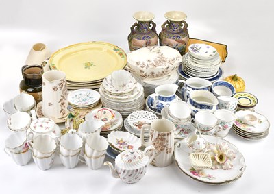Lot 1522 - A large collection of decorative ceramics...