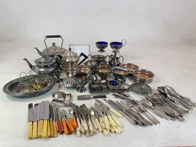 Lot 725 - A quantity of assorted silver plated and...