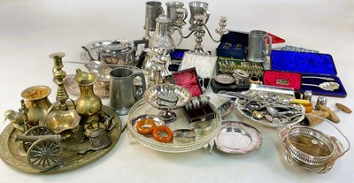 Lot 740 - A large quantity of silver plate and other...