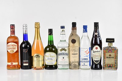 Lot 2477 - SPIRITS; a bottle of Southern Comfort 1lt,...