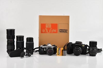 Lot 119 - PENTAX; a ME Super 35mm film camera, together...