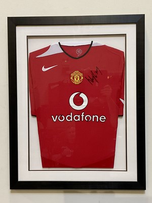 Lot 772 - WAYNE ROONEY; an autographed Manchester United...