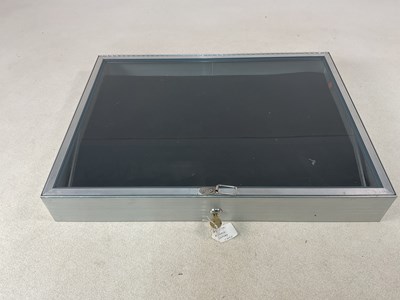 Lot 875 - A jeweller's table top display cabinet, height...