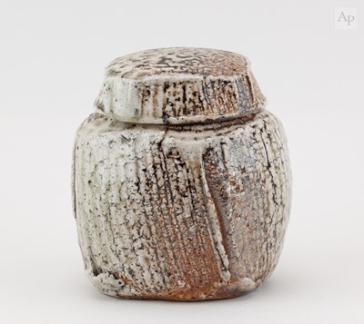 Lot 533 - RUTHANNE TUDBALL (born 1948); a soda glazed...