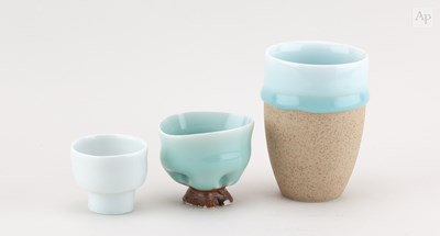 Lot 636 - A group of small Japanese porcelain ceramics...